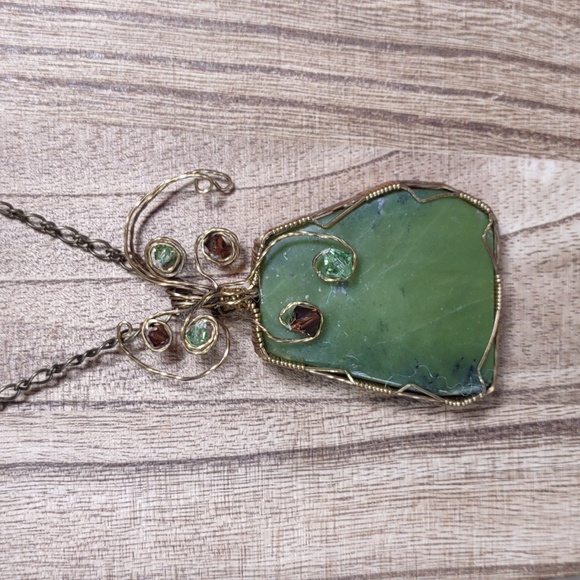 Copper/Brass Wire Wrapped Stone Pendant - Picture 2 of 6